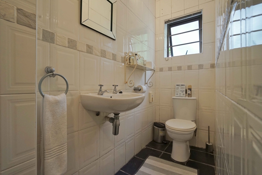 8 Bedroom Property for Sale in Vincent Eastern Cape